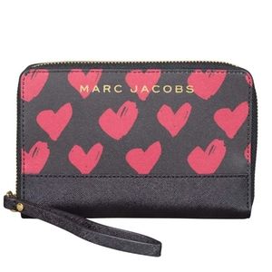 NWT⭐ Marc Jacobs Wristlet Hearts Wallet♥️